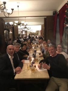 Use Customer Dinner Golden Ringer